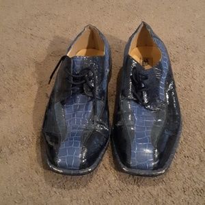 Mens dress shoes